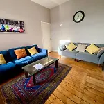 Spacious Room, Close To City Centre